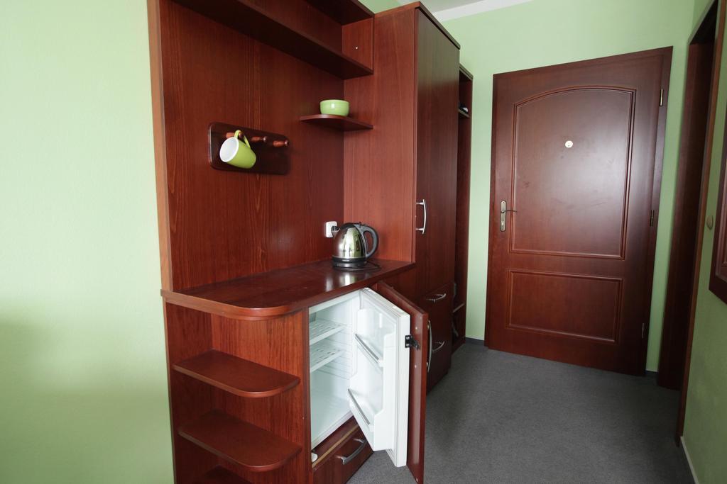 Camping Oase Praha Hotel Zlatníky Kamer foto